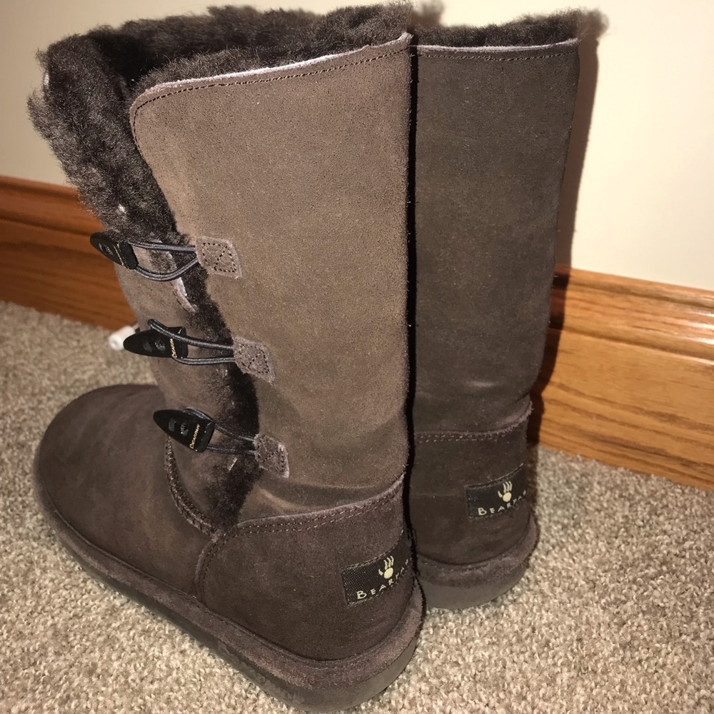 Brown BearPaw winter boots (worn)